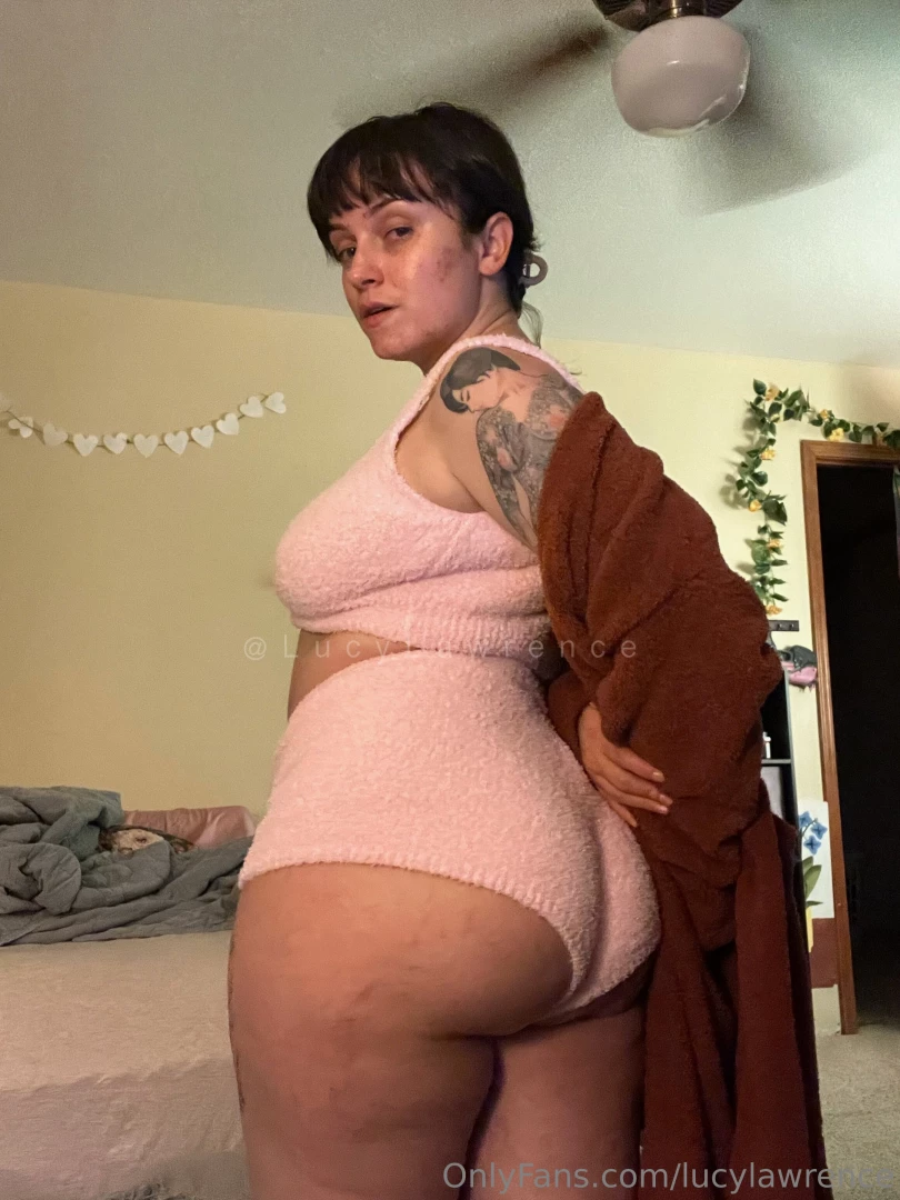 Feeling insecure again wishing i could lose weight but exclusively part 4 