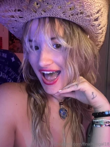 You ve never seen anything like this before daddy watch your cowgirl