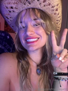 I was soaking wet after i got down punishing my pussy