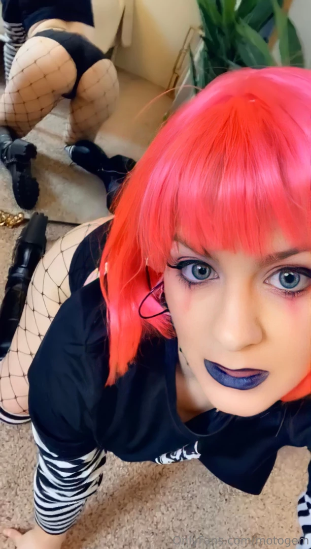 Need someone to talk to i m all ears dm me and let s chat 