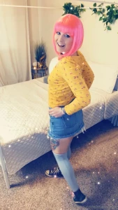 Looking for someone to share your thoughts with dm me part 1