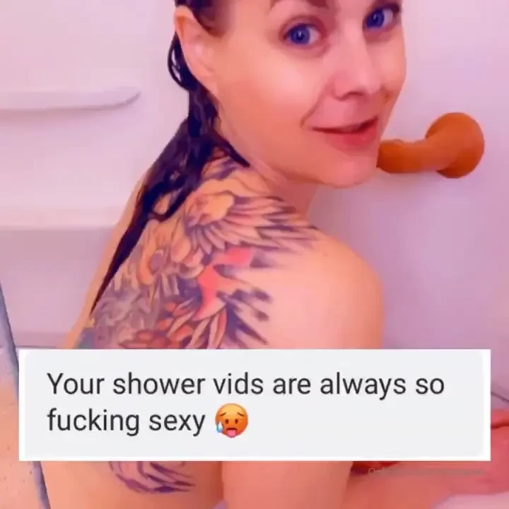 An unforgettable multi-angle shower experience sucking and fucking ur 