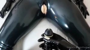 Rubberized kigurumi doll kaya locks up her latex rubberdoll mx in
