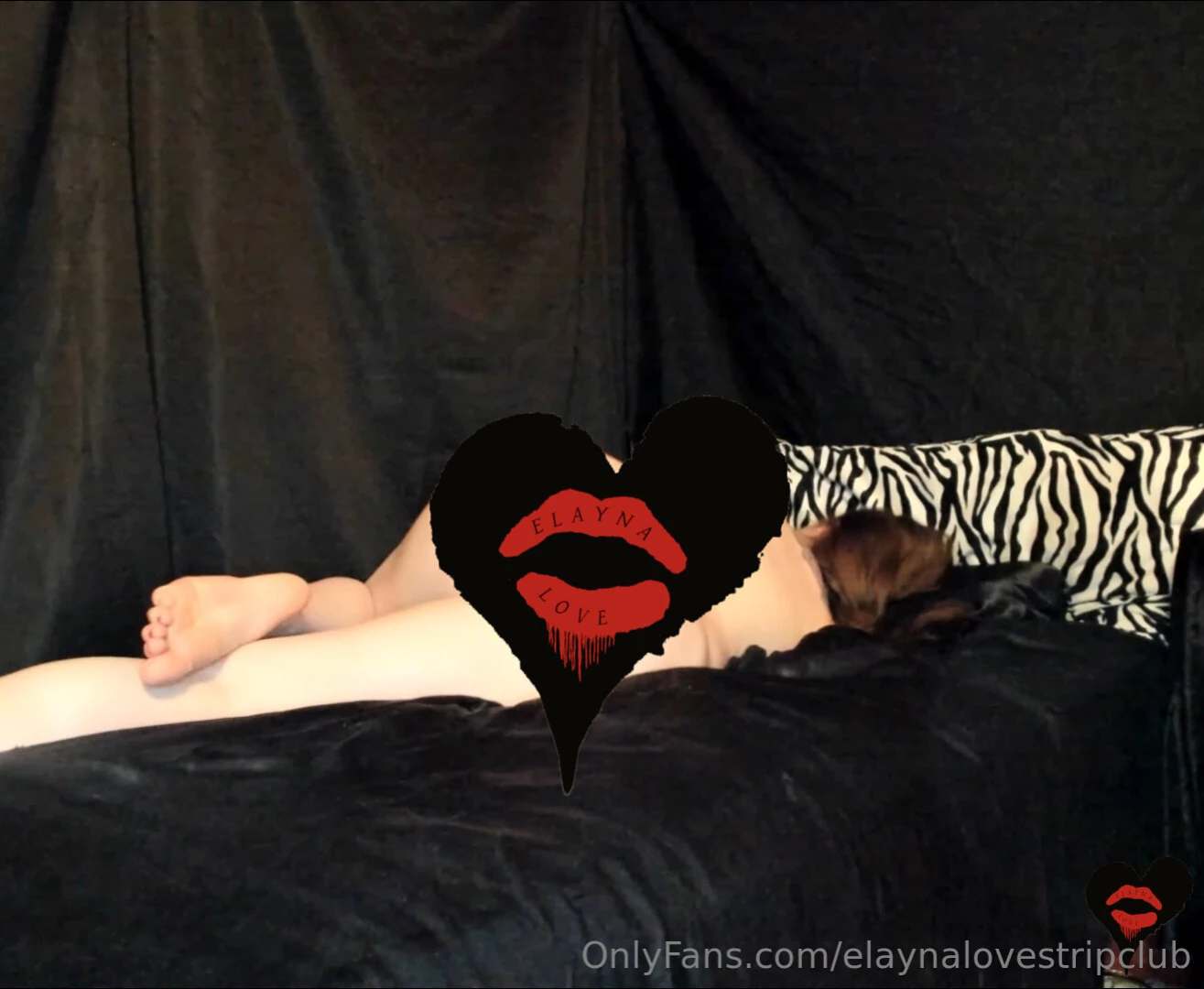 Do you love the view of my bubble butt i love silk i love sleeping in 