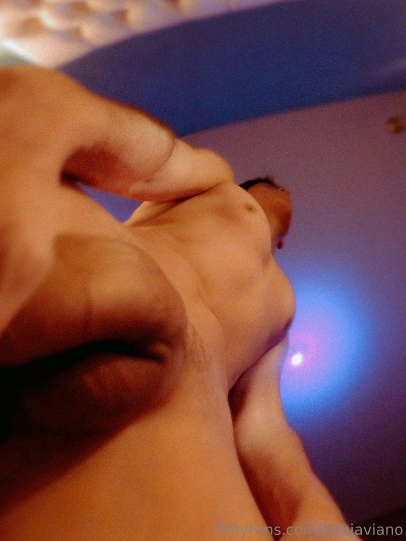 Me las unas lamidas can you lick it 