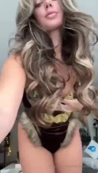 I ll be going live at 9pm cst today to try on all my fav halloween part 1 