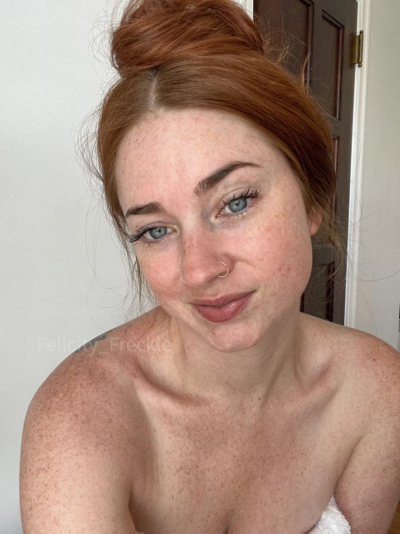 Have you ever wanted to see all my freckles i just posted a full body 