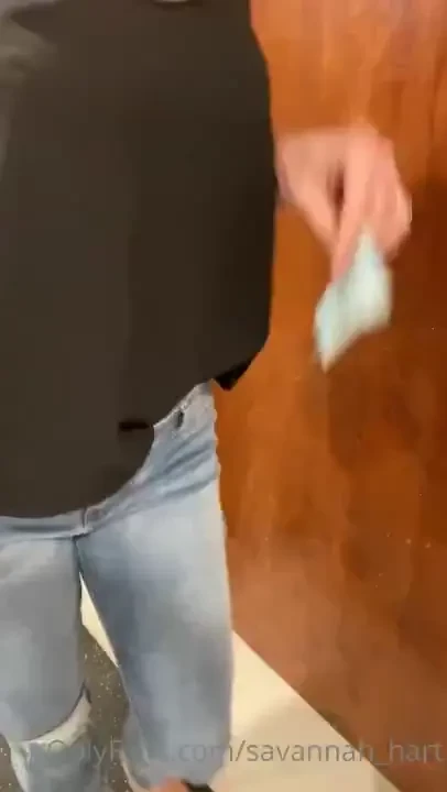 I found my very own cum dispenser - lucky me gloryhole 