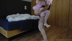 My new perfect pink fur lingerie set part 6