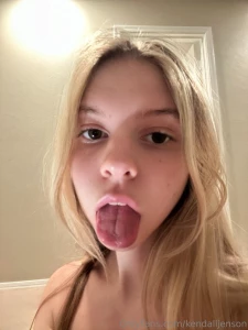 My favorite pov sextape lol this is me looking at your cock facial