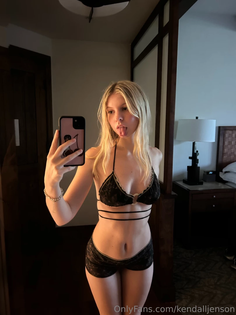 Smallest cock i ve ever fucked i was shocked by how good it felt in my 
