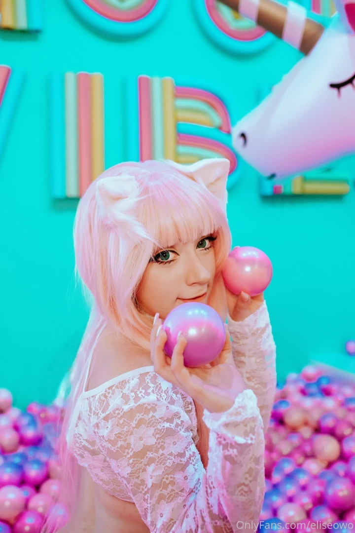 I like playing with balls 