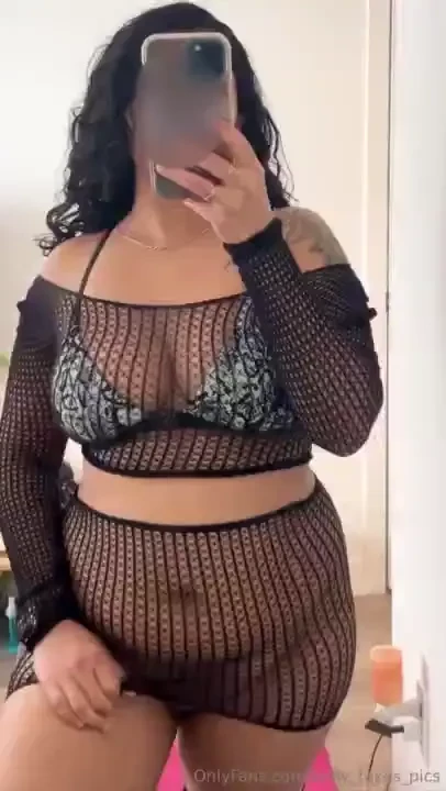 Throwback thursday is here come watch me twerk in skimpy dress that 