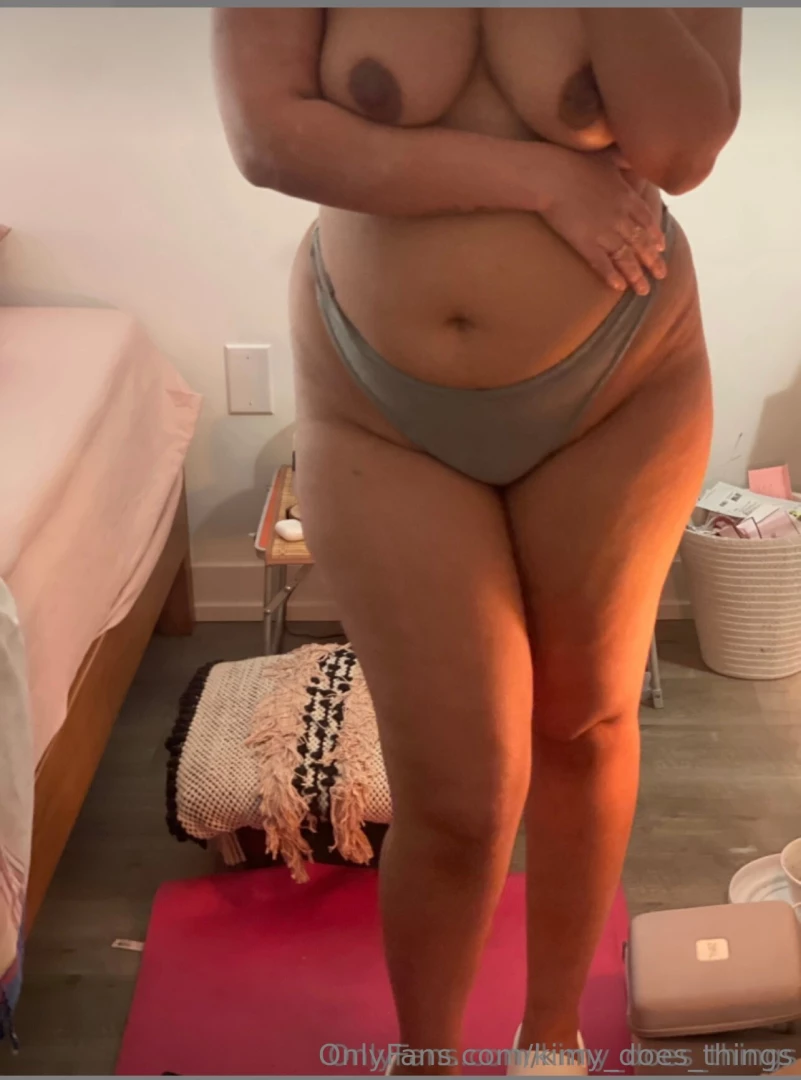 Hi to all my fans here i love texting amp sexting with everyone that 