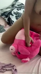 Don t tell my boyfriend but i love humping my pillow thinking of all part 2