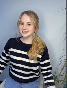 She natalie_soulmate is free today for you free busty hottie part 278