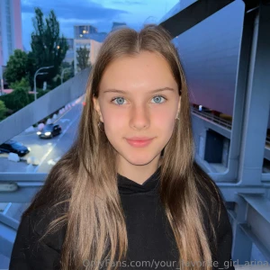 My eyes are like the sea want to swim