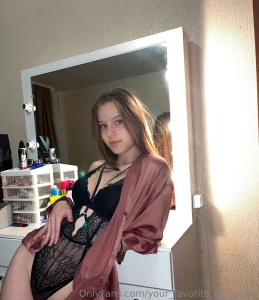 I m into make-up i ve discovered another hobby