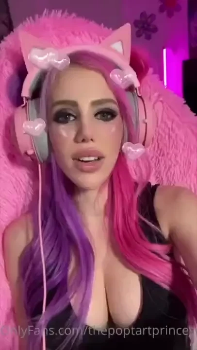 Streaming live for the first time ever on twitch tonight 6 pm pst come 