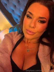 Did you know i take custom requests message me