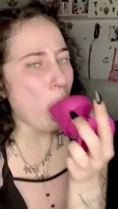 Drooly throat training