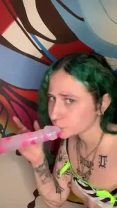 I love sucking cock so much i wish this were a real 7 inch dick f0rced