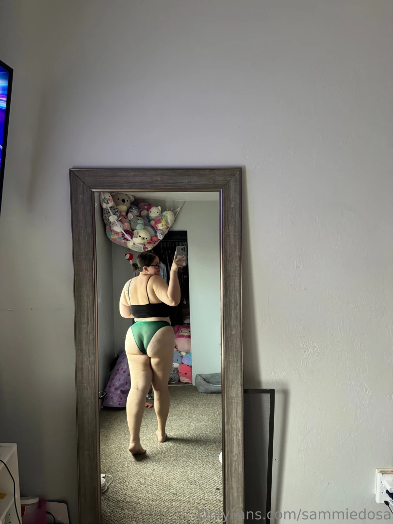 Come see this fat pussy part 3 