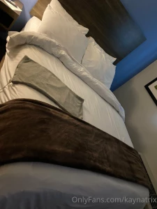 Life update while this hotel bed pic usually means new content is