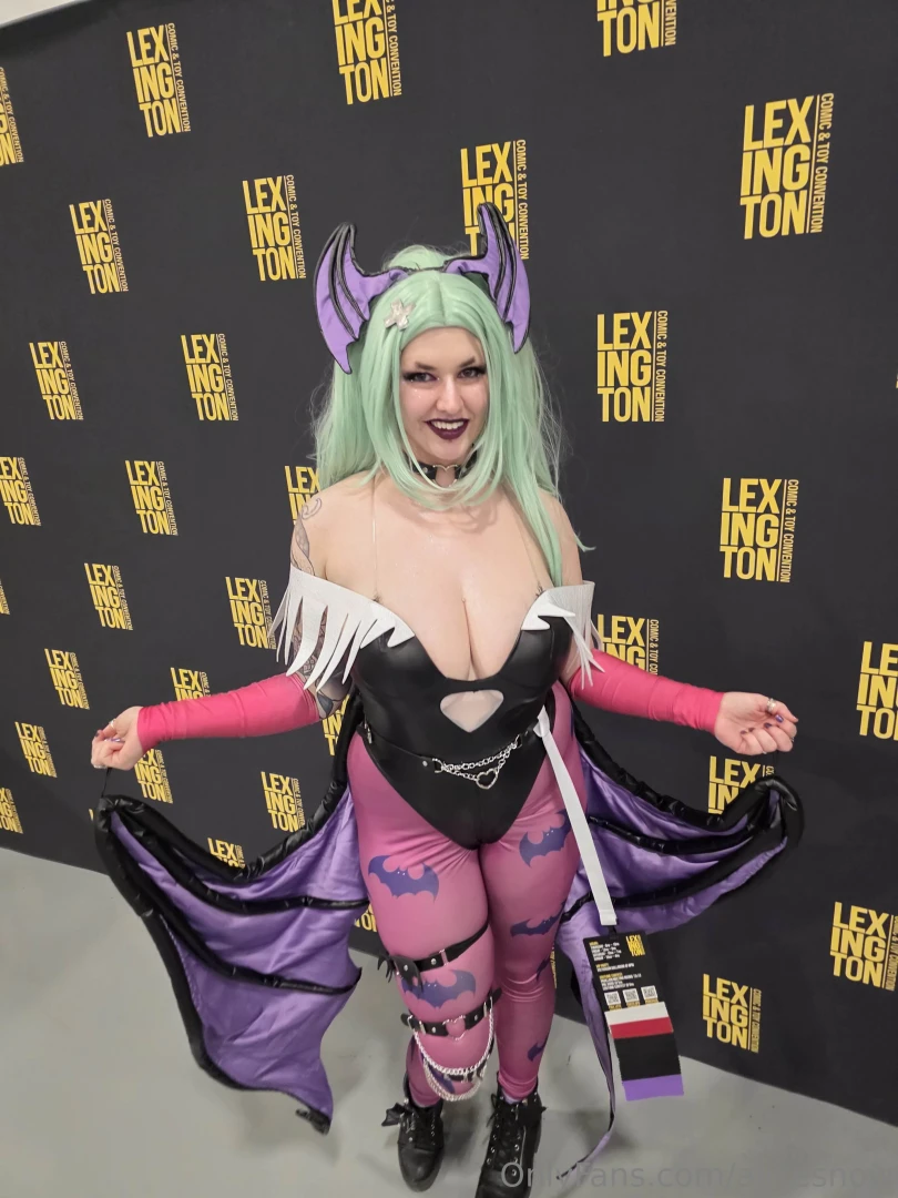 Morrigan mode seducing you slowly until you beg for more 