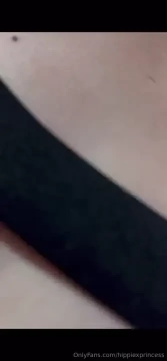 No mercy first time anal comment below what you guys wanna see next 