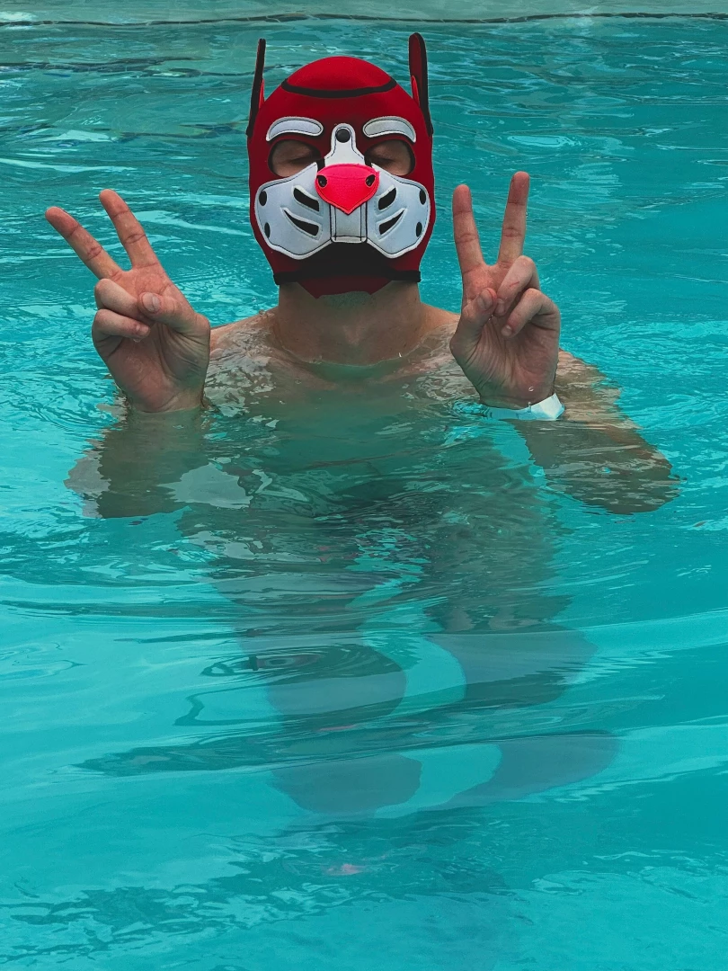 Coming in for the sniff part 2 