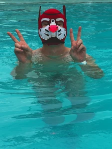 Coming in for the sniff part 2