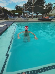 Coming in for the sniff part 4