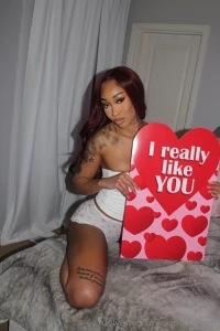 Hey baby come and join me valentines live this afternoon at 2 30pm pst