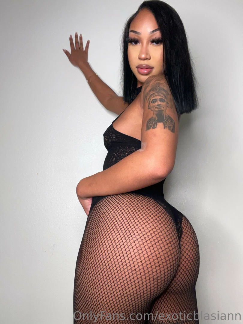 I need a full body rub w some kisses part 1 