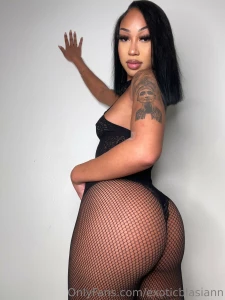 I need a full body rub w some kisses part 1