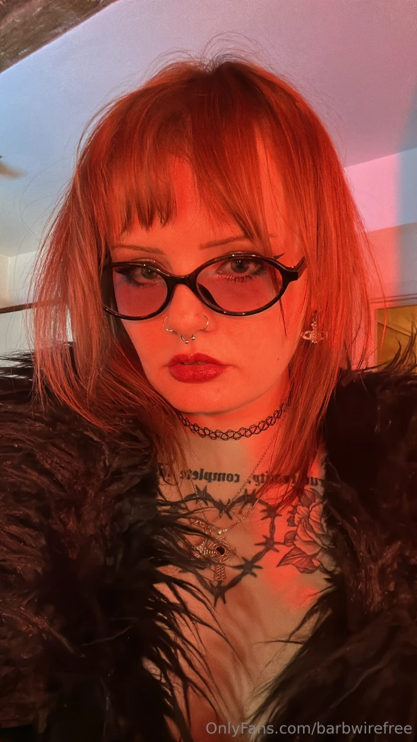 My other page barbwirefindomme has nearly 18 000 posts waiting for you 