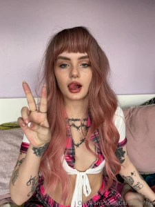 I post hardcore explicit content on my other pages you know part 6