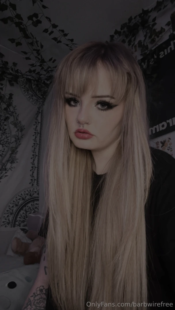 Miss my extensions barbwirefindomme pixiepleasing barbwirefindomme 