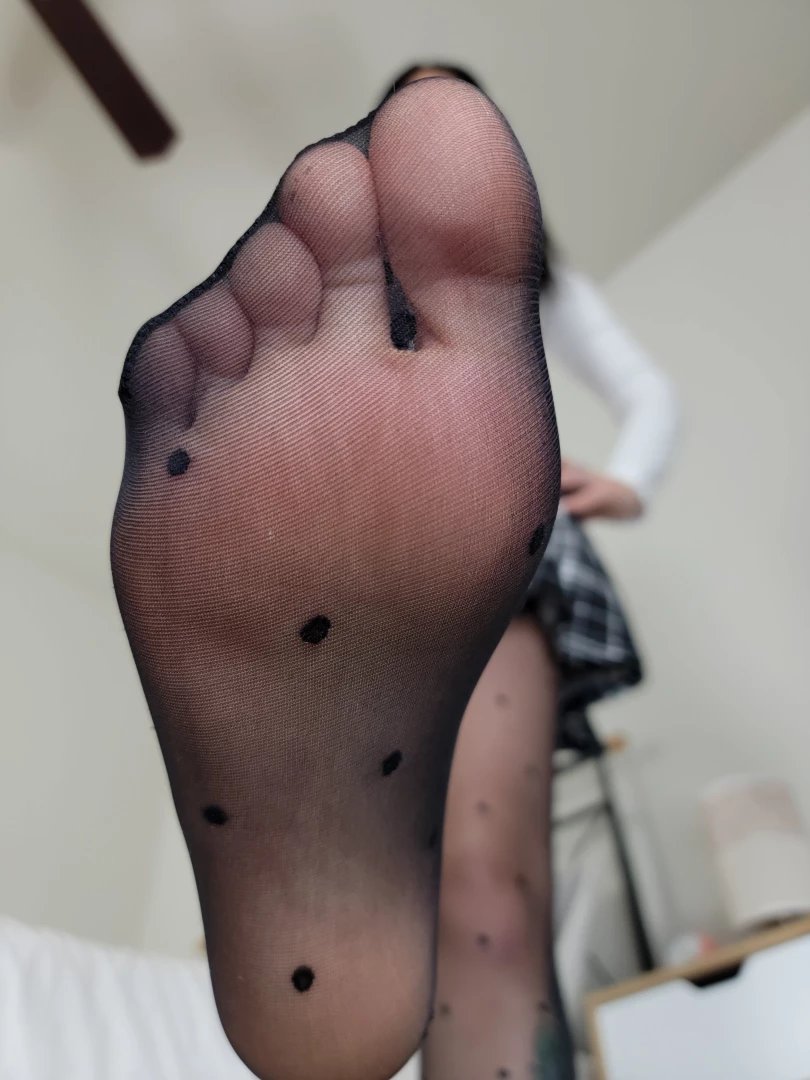 Have you ever been stepped on with nylons 