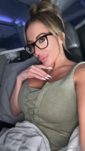 En route buy me my next glass of wine and i ll flash you mid-flight