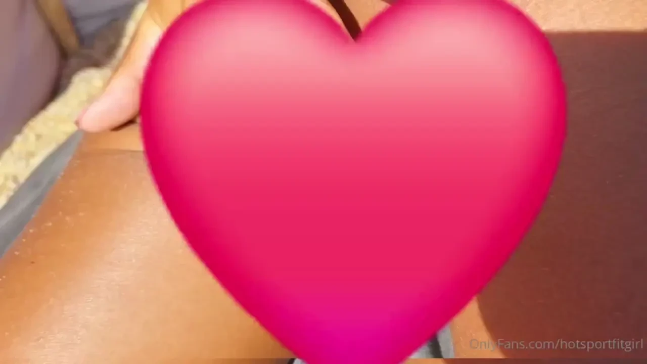 Watch the short video i made for a fan beach masturbation closeup 