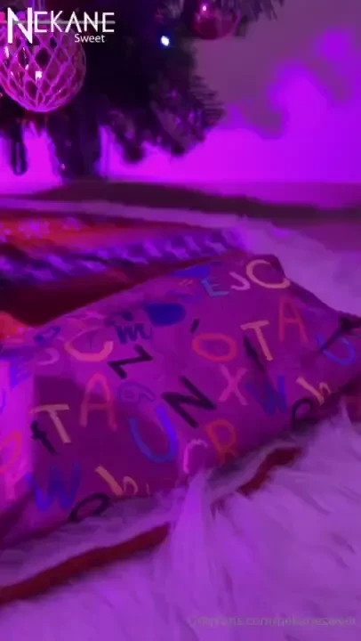 Feliz navidad quieres ver el regalo que me dej santa claus 