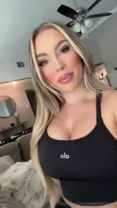 Make sure you catch up with me in every single one of my socials this