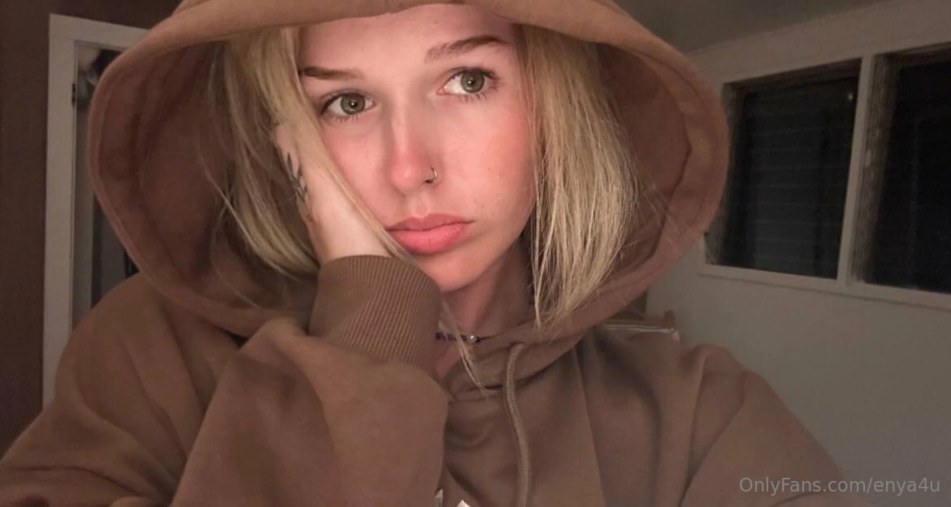 Laurenshaw is an tiktoker taking a different route she s trying to part 1 