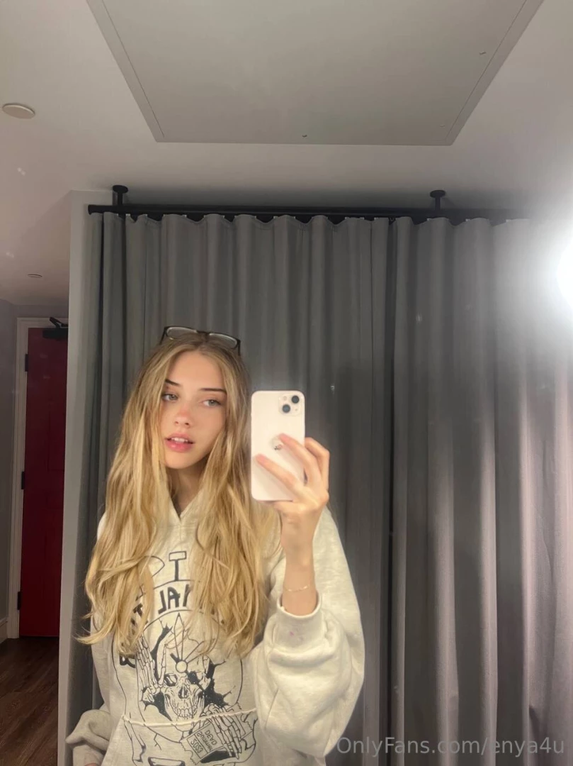 I love taking big cocks can you believe i got fucked this hard by 