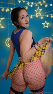 Heigh ho heigh ho it s off to cum we go snowwhite cosplay custom jois part 1