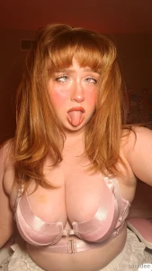 Tell me babe what s stopping you from subbing to my paid page