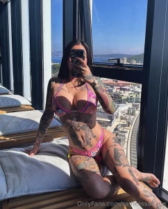 Does pink look good on me part 51