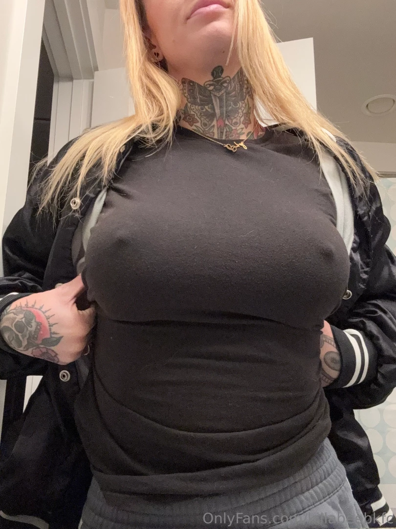 Almost fight week nice to have abs for a sec part 3 